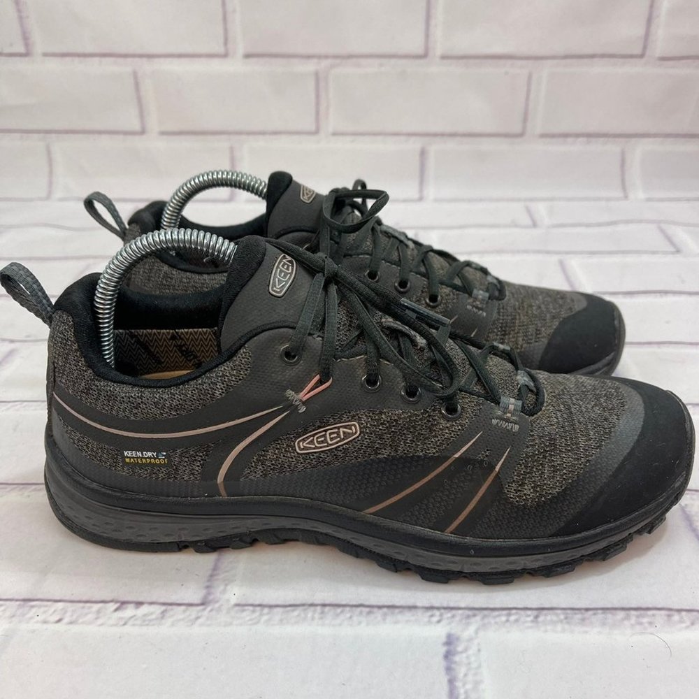 KEEN Terradora Waterproof Hiking Trail Running Shoe Women's size 7.5 outdoor